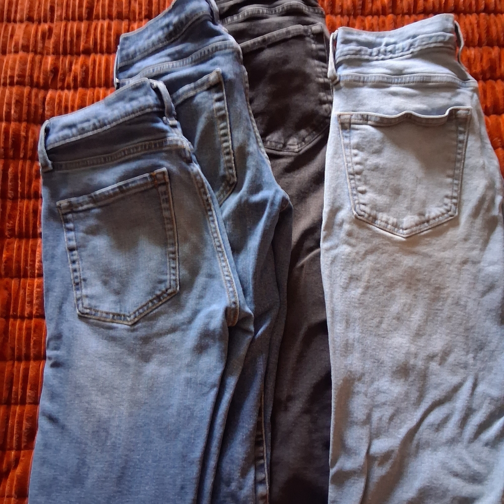 Stylish Women's Jeans in Blue, Black, and Gray